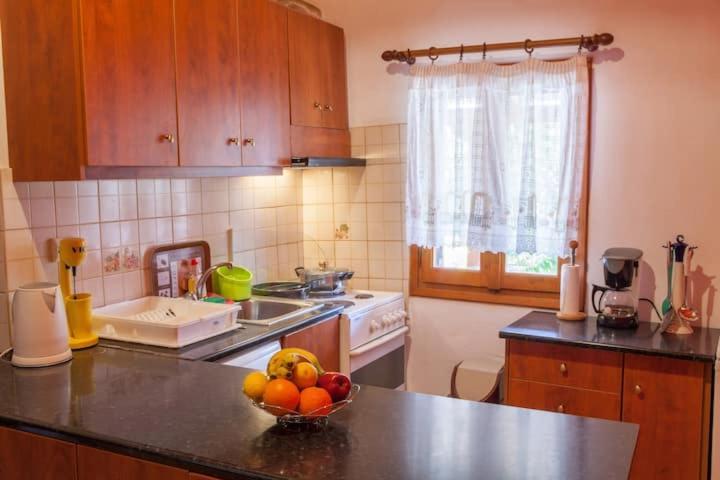 Pink House Apartment Drepano  Екстериор снимка